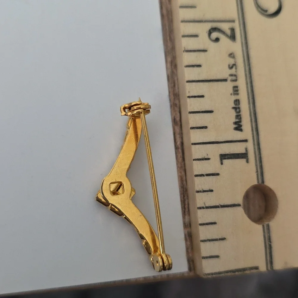 Vintage Chevron Bar Brooch – Gold-Tone with Black & Clear Rhinestones